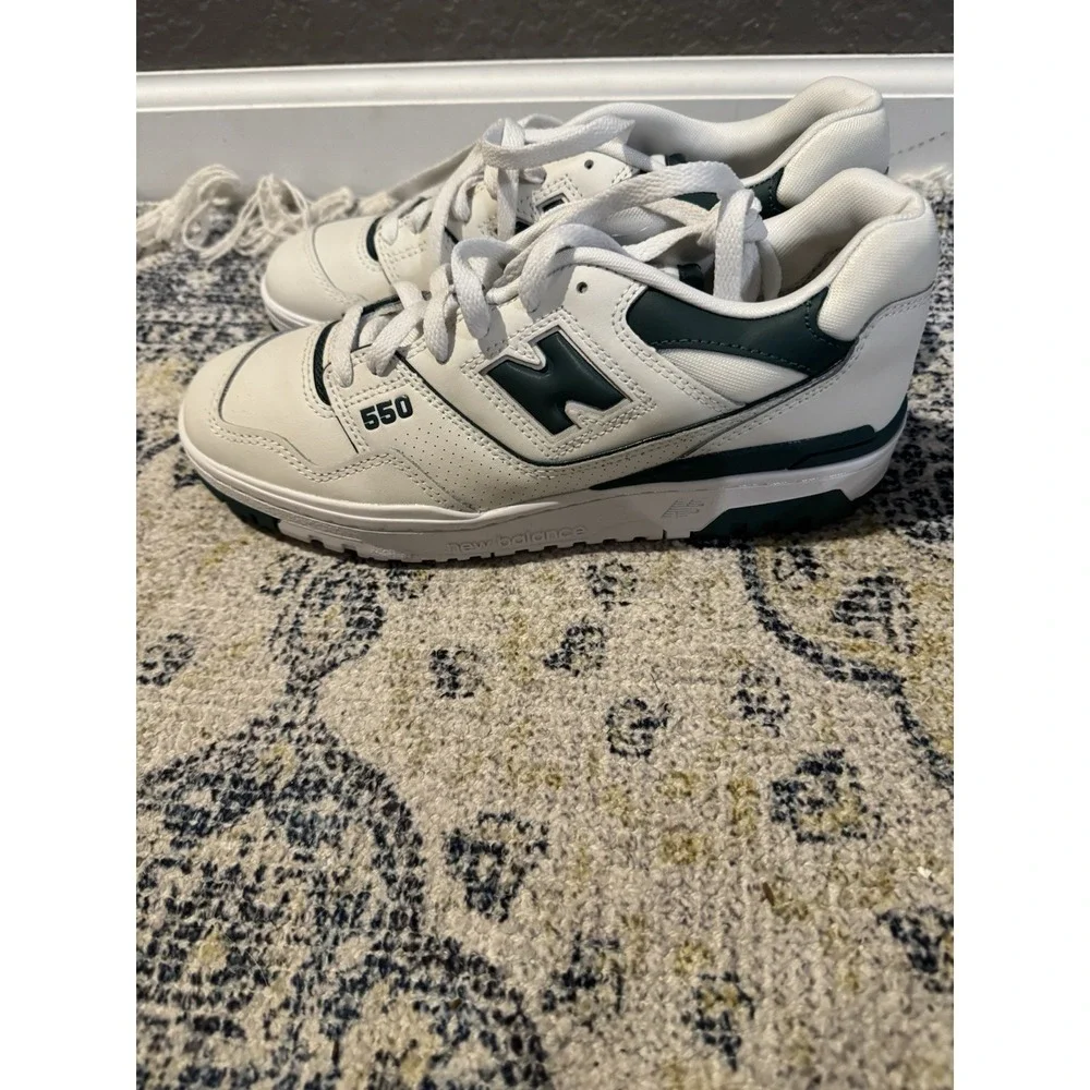 New Balance 550 Sea Salt Pine Sneakers Size 9.5 Brand New